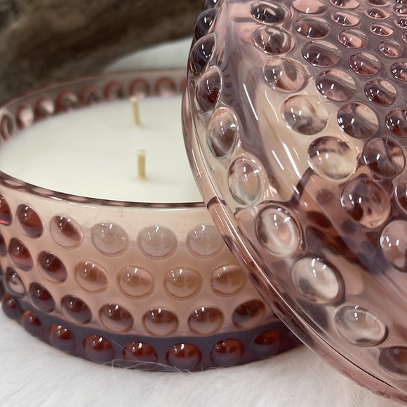 House of Harlow 1960 Hibiscus Pomegranate Soy Blend 3 Wick Candle 14oz - Picture 4 of 7